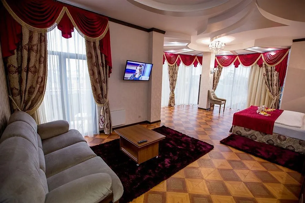 Shine House Hotel Sochi